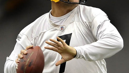 Steelers quarterback Ben Roethlisberger drops back to pass.