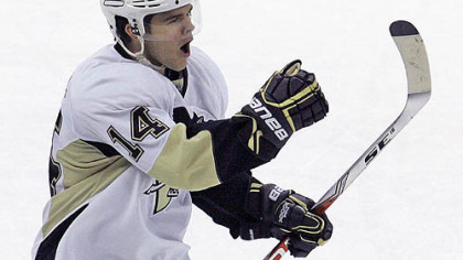 Penguins forward Chris Kunitz is considered day-to-day due to an undisclosed ailment.