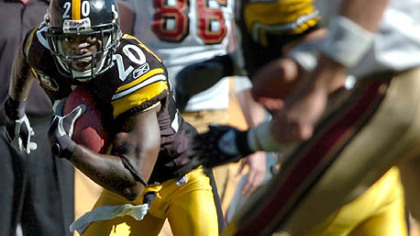 The Steelers brought back corner back Bryant McFadden.