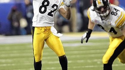 Pittsburgh Steelers wide receiver Antwaan Randle El throws a 43-yard touchdown pass to Hines Ward in the fourth quarter against the Seattle Seahawks during Super Bowl XL, Sunday, Feb. 5, 2006, in Detroit.