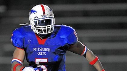 The Pittsburgh Colts' Wade Brown.