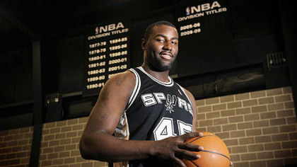 DeJuan Blair earns his spurs in NBA