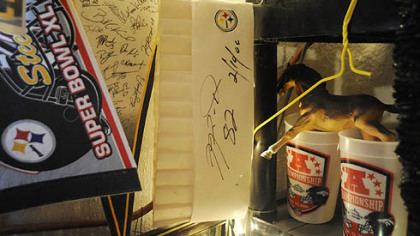 A chef's hat that was signed by former Steelers wide receiver Antwaan Randle El.