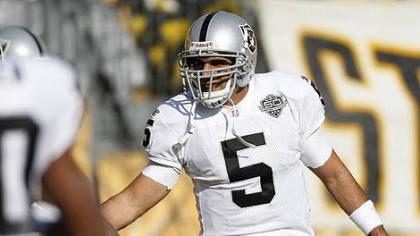 Raiders quarterback Bruce Gradkowski.