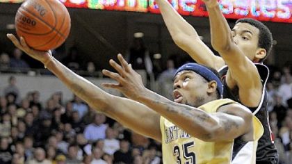 Pitt forward Nasir Robinson is expected to miss 3-6 weeks due to surgery on his right knee.