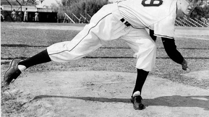 Nellie King as a pitcher with the Pirates, circa 1954.