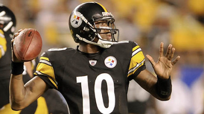 Steelers quarterback Dennis Dixon completed 71.9 percent of his passes in the preseason.