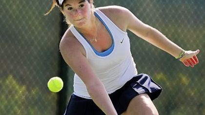 Sara Perelman helped Shady Side Academy win the PIAA Class AAA team championship.