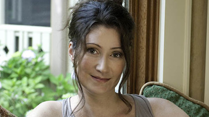 Sara Gruen.