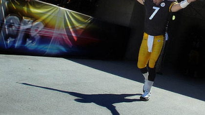How will Steelers quarterback Ben Roethlisberger be greeted at Heinz Field Sunday?