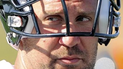 Steelers quarterback Ben Roethlisberger during drills at afternoon workouts at St. Vincent College, Latrobe Pa