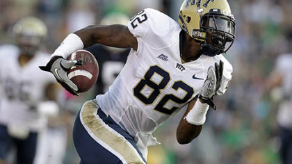 Pitt wide receiver Jon Baldwin scored on a 56-yard touchdown pass from quarterback Tino Sunseri last Saturday at Notre Dame.