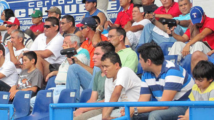 Scouts with radar guns tracked Luis Heredia's every pitch during a start Aug. 19 in Mazatlan.