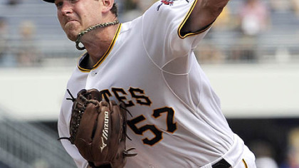 Zach Duke pitches against the New York Mets on Sunday at PNC Park, where the Pirates ended a five-game losing streak with with their 2-1 victory.