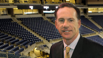 Pitt basketball coach Jamie Dixon
