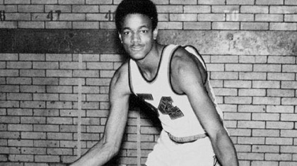 Maurice Lucas in 1971.