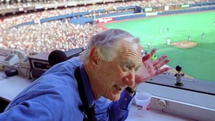 Former Pirates pitcher Nellie King attends the team's last game at Three Rivers Stadium in 2000.