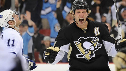 Center Jordan Staal has targeted the Penguins' game at Dallas Wednesday for his returns.
