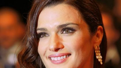 British actress Rachel Weisz and her director fiance Darren Aronofsky have ended their five-year engagement.